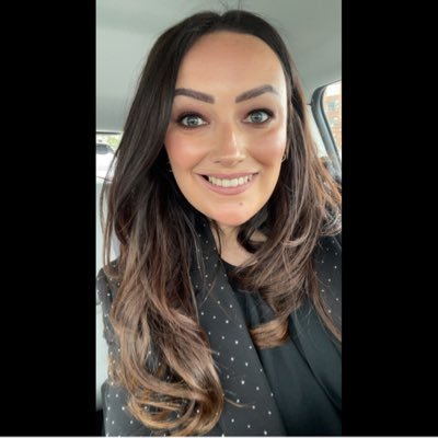 P7💚 Lead for #behaviour and #nurture 😊 #TeamUofG Middle Leadership & Management🤓 I💜maths! Drawing & Talking 🧠✍️ Previous IOC participant/mentor ⭐️