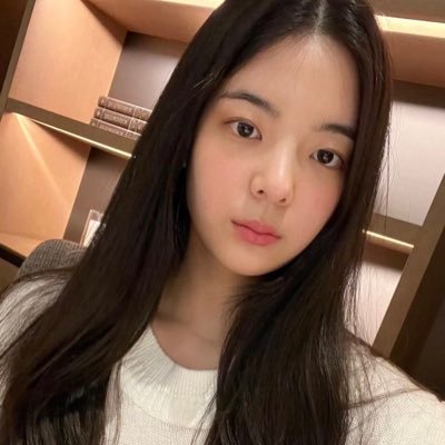 naiyariks's profile picture. 