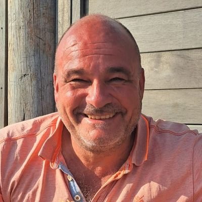 The older I get, the better I was 😜
Father, husband and citizen. Loves nature & any sport that goes fast. 20+ years in asset management & energy sector.