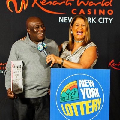 lottery winner of $298.3 million ID: 05fe598a5d92be7e71e5727a38db9b1c88197353823be8fce3dbe3d5df44d44060 . giving out $5000