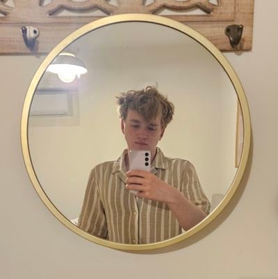 I'm sorry you're seeing this account - he/him @serotoninetwink