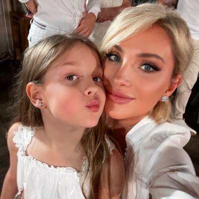 A single mother of two, with deep faith, I follow Jesus, support Trump, and stand proudly with the # TrumpCommunity. Peace and love ❤️ God guides my every step