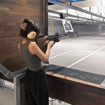 Himelgajunel's profile picture. A true shooter does not compete with others, but only with himself.