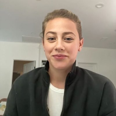 airiofficalact's profile picture. if you are looking for the wrong advice ask everyone