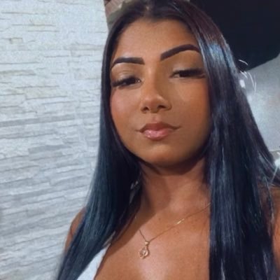 iluminada e abençoada! ✨ @Alves08_jr👩🏽❤️💋👨🏽💍
