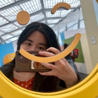 viviansun2333's profile picture. 空山新雨后，天气晚来秋。