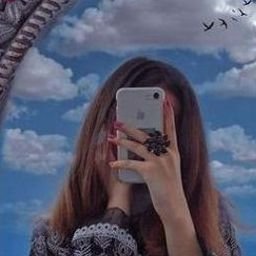 Ukloora0012674's profile picture. 