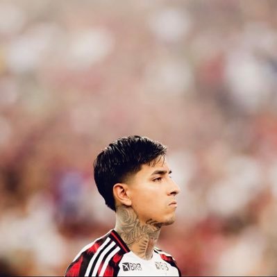 Quisera ser imortal para viver a glória eterna do Flamengo.