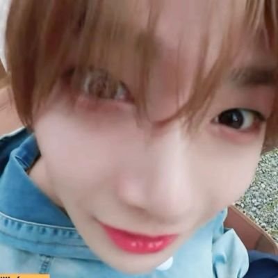 pixi_mixie's profile picture. Yo y ken comiendo choris en la plaza⭒˚࿔