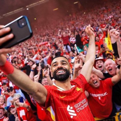 carlylechaves's profile picture. Liverpool❤