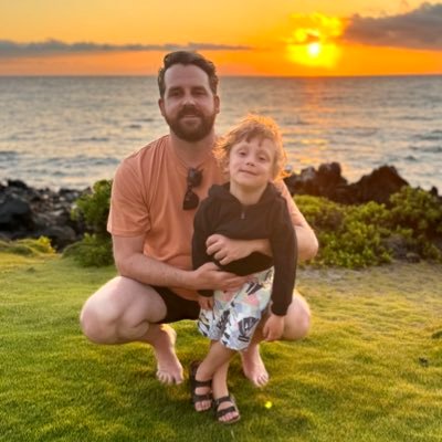 robledoux's profile picture. 