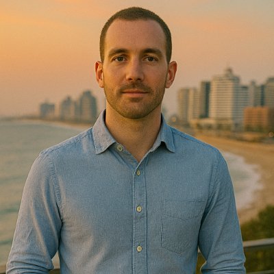 🧅 Falafel-fueled in Tel Aviv | 📈 SaaS meets storytelling | 🧗♀️ Climbing metrics, no plateau