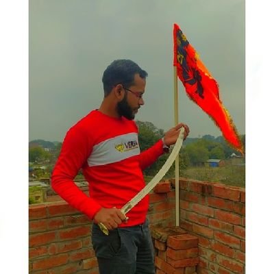नमस्ते सदा वत्सले मातृभूमे त्वया हिन्दुभूमे सुखद् वर्धितोऽहम्
महामङ्गले पुण्यभूमे त्वदर्थे पतत्वेष काथो नमस्ते-नमस्ते।।
🇮🇳🚩🙏