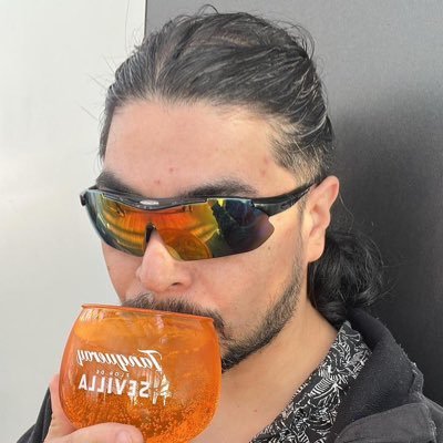MotosuwaShuji's profile picture. soltero de 33 años 🇨🇱, hago de tercero y/o corneador. una buena charla o una buena junta son bienvenidas