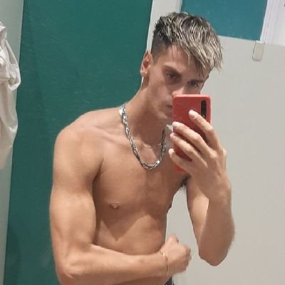 condivido con voi la mia venerazione per @FindKingsupreme e Il mio obiettivo è di motivare ad adorare e $ervire 𝔼𝕟𝕪𝕘𝕄𝕒𝕤𝕥𝕖𝕣.
