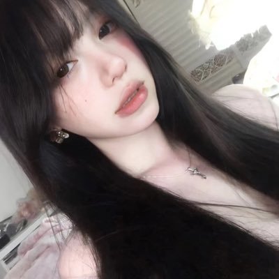 BBopkkn's profile picture. 捞女，安安静静刷会推~管好你的嘴，V🚪123
