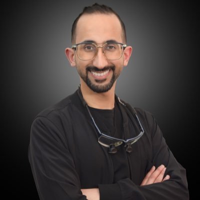 • Dentist 🦷 | @IAUdent alumni #Dent217 • Orthodontic resident ⛓️ @IAUdent