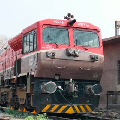 👉Railfan 👉 I love Photography 😊 👉 wish me 11/08 👉 ଖାଣ୍ଟି ଓଡ଼ିଆ ପୁଅ 🧒 👉 Nature 🌿🍃Lover 👉 Rail Enthusiasts 👉 train Lover 😁😃👉 member of IRI