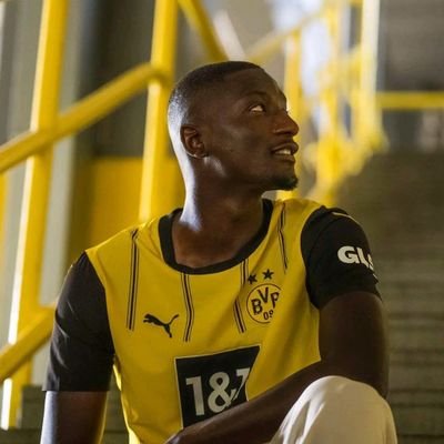 MamBinanc's profile picture. 