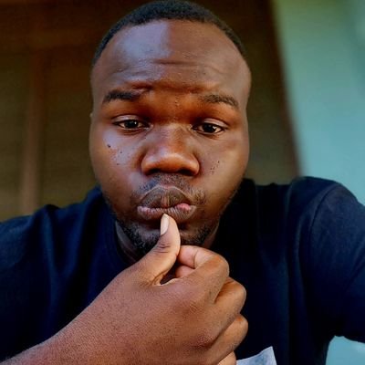 Calvjuls13's profile picture. Free smoke free Hennessy, more life to my enemies😎

Arsenal🔴
Yanga🟢