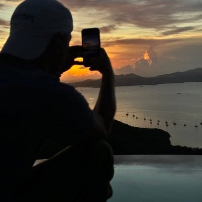 MaymoonX's profile picture. SONDER 🪐