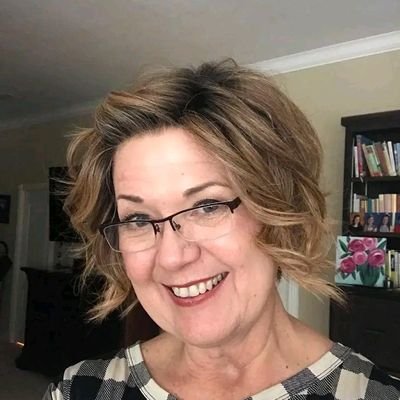 Global perspective: democracy advocate, freedom to pursue love, happiness; animal lover; Sports enthusiast, proud Canadian 🇨🇦🇨🇦