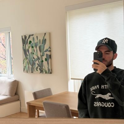 FluRoslyn's profile picture. YELLOW CHERRY MRKT. | Future Laker