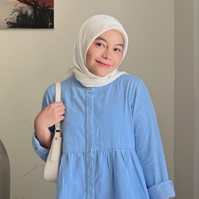 ♡ fashion, beauty, skincare & daily things sharing makeup finds || 60/157 || lihat koleksi aku di sorotan ya! 🎀 DM for any inq 💌