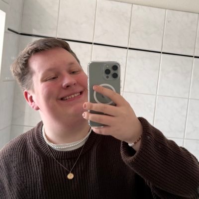 21 | living from concert to concert and his best life | eurovision obsessed | bts: @fabibehindts
