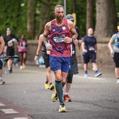 Take the odd photo • Bassist: @keefmusicuk / @plainsight_band / @magpieproject • @FCisleofman member 🇮🇲 • occasionally run marathons