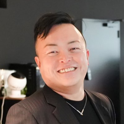 NEXTRIBE_OSOVA's profile picture. ネクストライブ（株）執行役員兼営業統括｜RebelCode（株）代表｜営業もやる、マネジメントもやる、現場の泥もかぶるジェットエンジン｜輪に溶け込むスピードは速いですが、しれっと空気を変えていくのも得意です。営業っぽくない営業でいたいです。