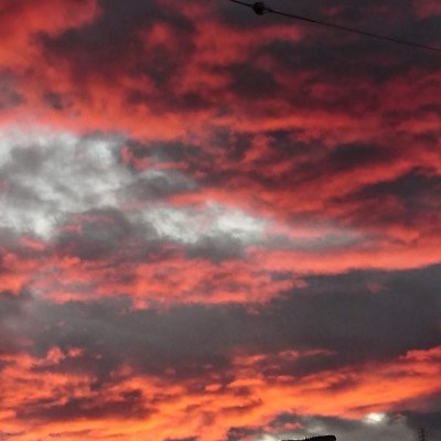 yu_yake_bike's profile picture. 好きなもの 夕焼け トーストサンド｜
１台目 #ST70（DAX）｜
２台目 #Renaissa TRX850とSRX600か悩んで2024年の冬に購入！？｜
思い出 XLR250R GPZ900R VF400F DJ-1 XJ750E VT250F ﾏﾒﾀﾝ XJR400 BROS｜