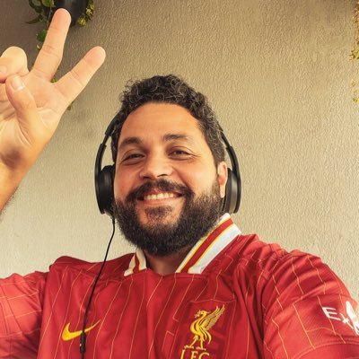 Criador de conteúdo Podcaster da @somosliverpool 🎙️ Jornalista 📰🗞️🖋️
