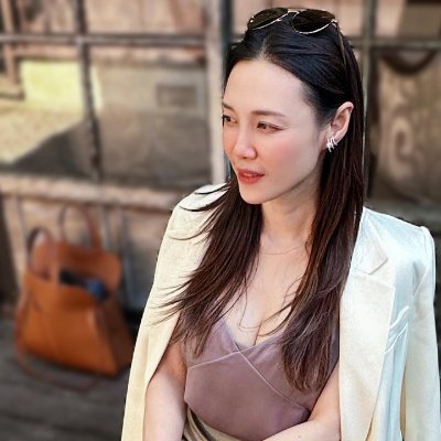 Don’t be afraid of failure, it is a stepping stone to move forward freely, bringing you closer to the other side of success。