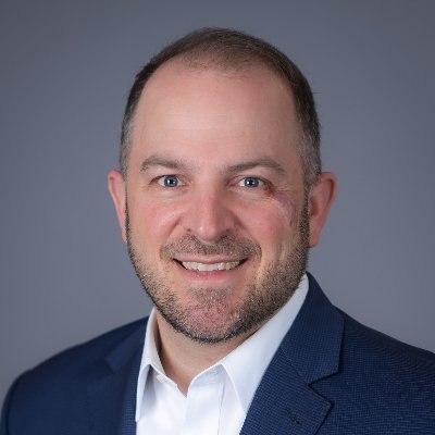 Exec Dir, @rochesterworks. @adgesop’s hubby. Matilda’s dad. Slightly above average Wordle player. Former amateur karaoke star. Lover of all things #ROC