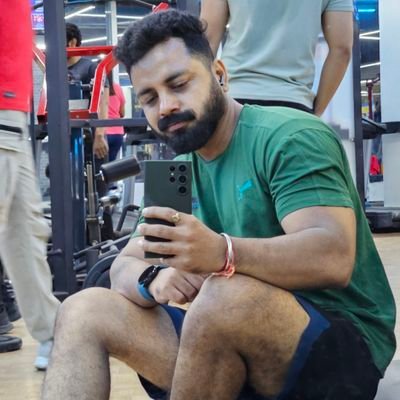 vineet_bha3543's profile picture. 