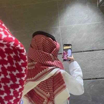 t_53c's profile picture. ᖴᖇOᗰ=🇾🇪
ᗩᘜᗴ:¹⁵
سَـلامـاََ عــلىٰ قـلبي حَـين يـشَتاق لـك. 🥺🖤