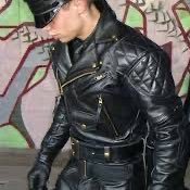 lover all of things leather, Master of males, females and sissy’s. complete misogynist. watching people suffer for me really excites me, £10 tribute to chat
