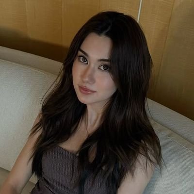 @yourjezz_