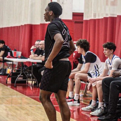 IranDavis23's profile picture. Wws 🏀