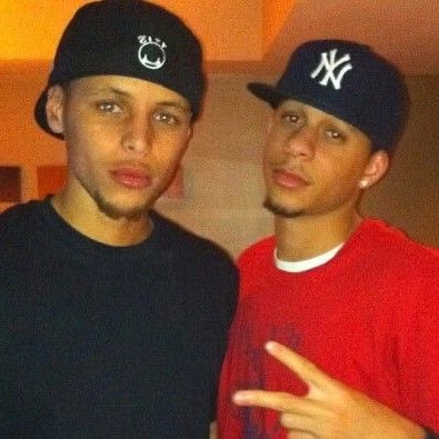 #HiveMentality || #𝕿𝖍𝖊𝕭𝖗𝖔𝖙𝖍𝖊𝖗𝖍𝖔𝖔𝖉 || #dubnation || 1.Seth curry & tre mann fan || MJ is the goat