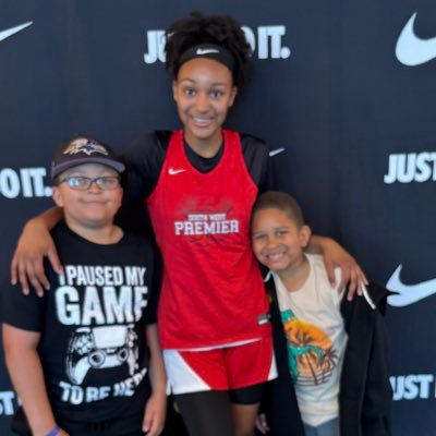 Class of 2029 G/F 🏀 AZ……………………… Follow on IG: @MJFrancis2029