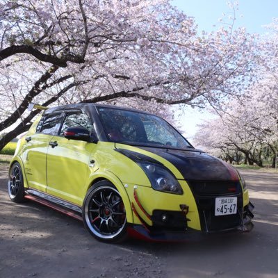 新車から18年乗って走行距離34.5万キロオーバーのzc31s 1型のスイスポに乗っています。トラストターボ(約200ps、トルク25kg)車好き、オーディオ好き、美味しい店探すのが好きなので宜しくお願います🤲