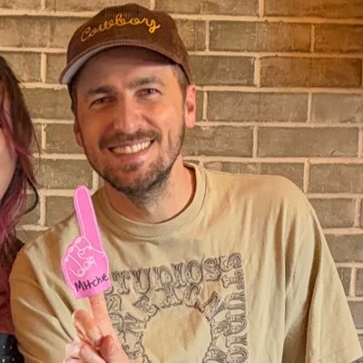 thisiismitchie's profile picture. this is real. this is me.