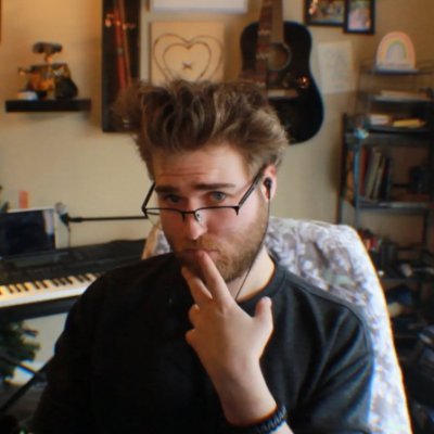 Reasonably Ambitious 3D Artist - Creatively Active and Love People - Gears are turning for something unstoppable. Creating something bigger than myself