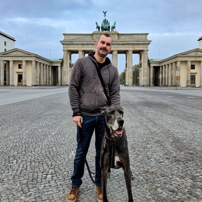 Relocated from Cape Town 🇿🇦 to Berlin🇩🇪. Here for the reposts and birthday wishes. Don't expect many posts from me.