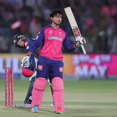 Vaibhav_sury's profile picture. college student 🤞No dm please