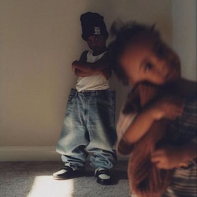 thefehintii's profile picture. re/tard.