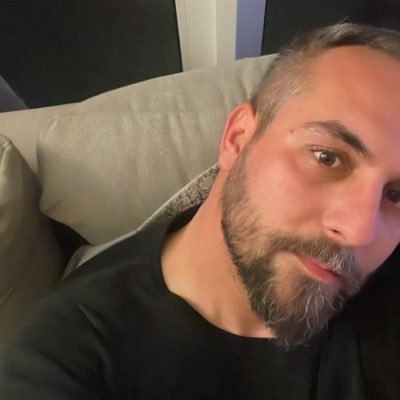 NF_436's profile picture. Σας θέλω μαλάκες μέχρι το τέλος, όχι να χαλαρώνετε....