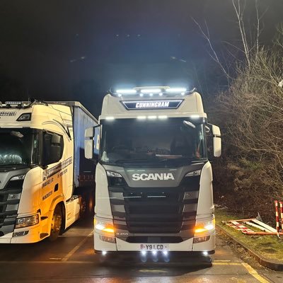 Owner driver. General haulier. All round nice bastard. ENQ : traffic@lcdhaulage.com